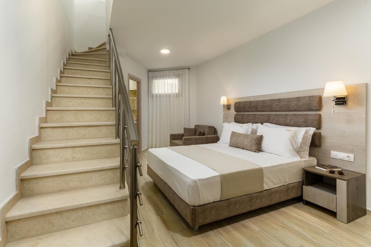 Aria Garden Suites นิกิติ ภายนอก รูปภาพ