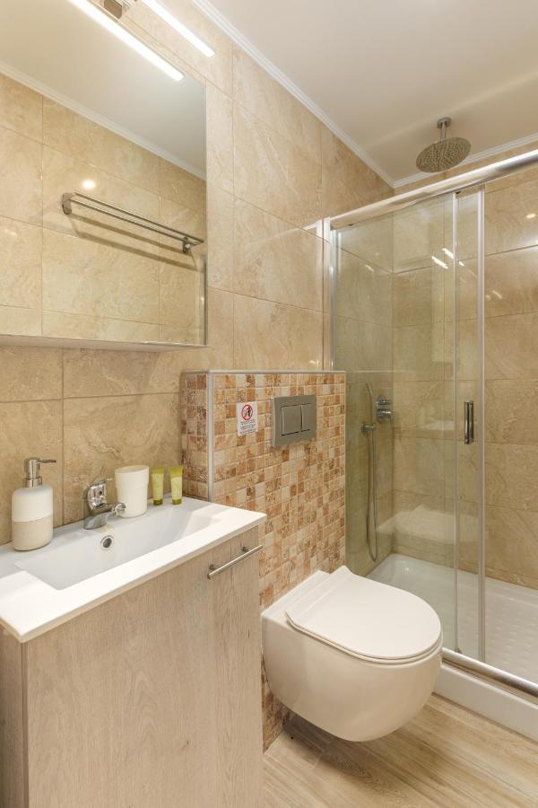Aria Garden Suites นิกิติ ภายนอก รูปภาพ
